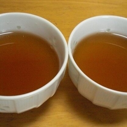 ほうじ茶に生姜の絞り汁・・・・・・・・・
温まりますね～～～～
朝晩は寒いのでとっても美味しく頂きました。
ごちそうさまでした。
(#^.^#)